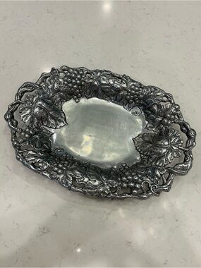 Arthur Court Silver-Tone Grape Motif Serving Tray